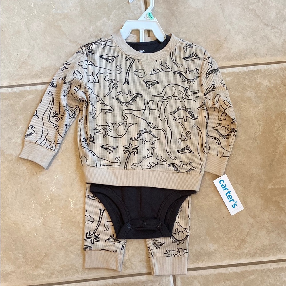 New 18 Mo Carter's Dinosaur Print Baby Outfit